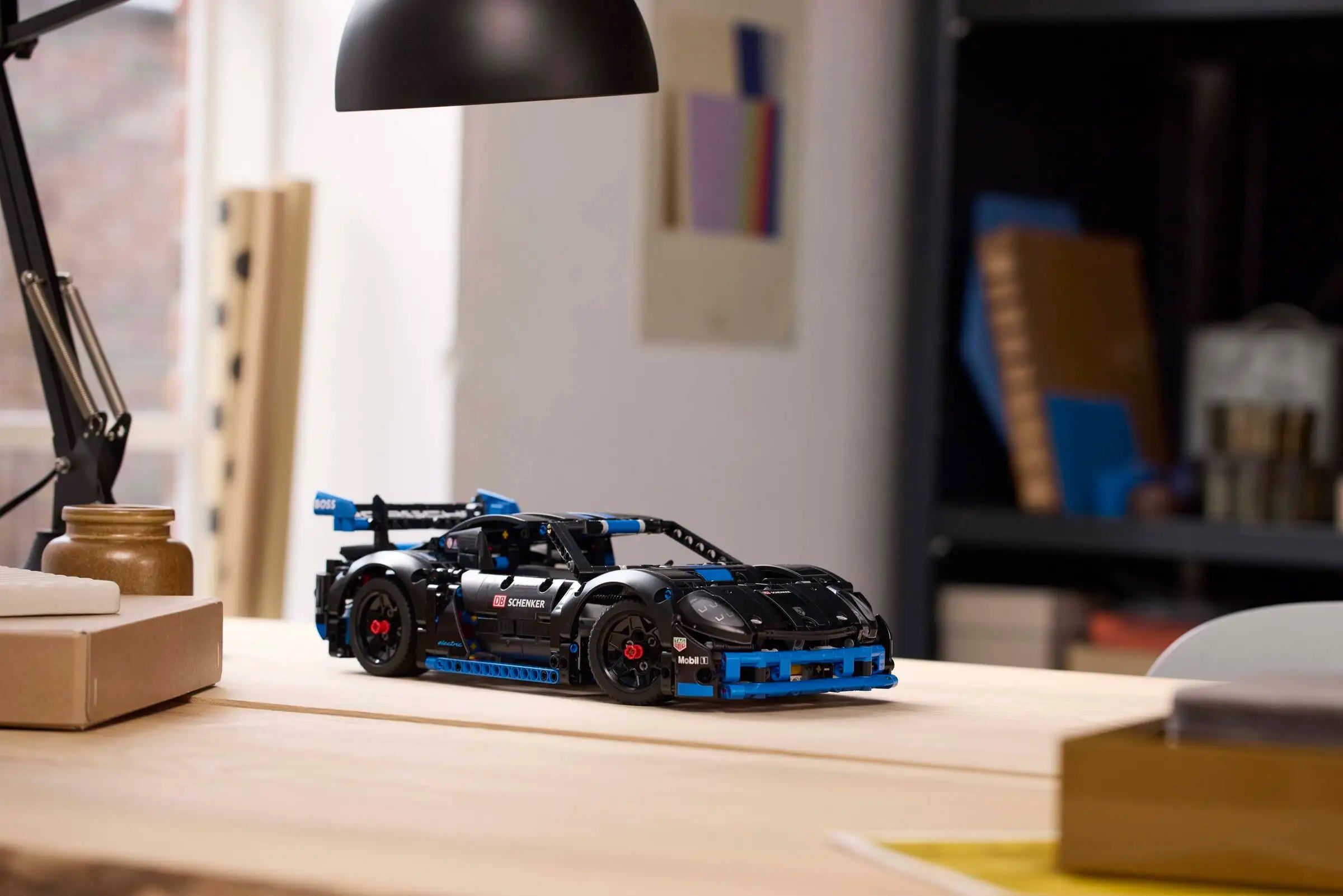 LEGO 42176 Porsche GT4 e-Performance Race Car